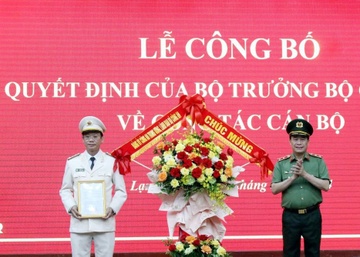 Bo nhiem giam doc Cong an tinh Lang Son hinh anh