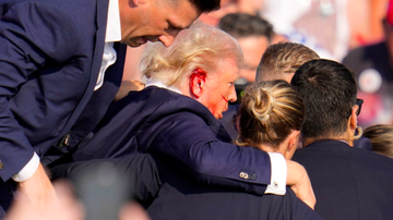 Lanh dao cap cao Viet Nam gui loi tham hoi cuu Tong thong Donald Trump hinh anh