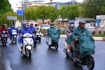 TP.HCM va Nam Bo mua dong lien tiep do anh huong sieu bao Yagi hinh anh