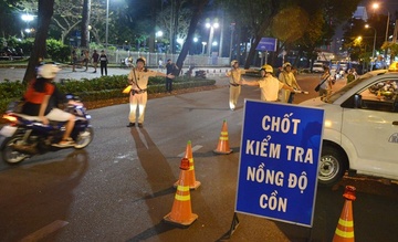 Ha Noi cam bao che cho can bo vi pham quy dinh nong do con hinh anh