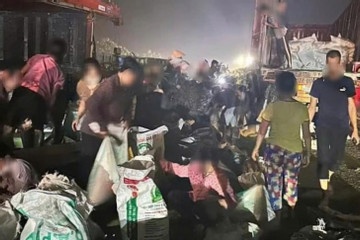 Xac minh thong tin nguoi dan 'hoi cua' tren cao toc Noi Bai - Lao Cai hinh anh