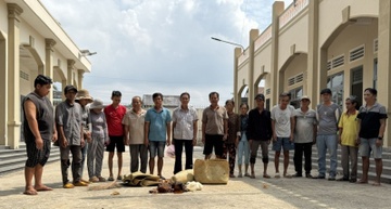 Bat 34 doi tuong da ga, lac tai xiu dip nghi le, thu giu gan 200 trieu hinh anh