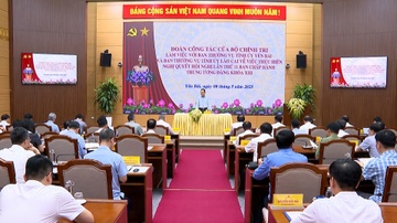 Đoàn công tác của Bộ Chính trị làm việc với 2 tỉnh Lào Cai và Yên Bái