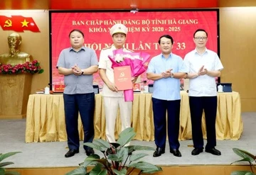 Công bố quyết định của Ban Bí thư về công tác cán bộ ở 4 tỉnh
