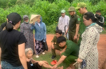 17 gio tim cu ba 86 tuoi lac trong rung sau hinh anh