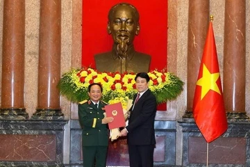 Thăng hàm Đại tướng cho Chủ nhiệm Tổng cục Chính trị Trịnh Văn Quyết