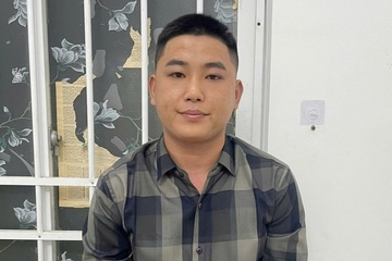 Bat khan cap thanh nien danh gay song mui tai xe xe cong nghe o TP.HCM hinh anh