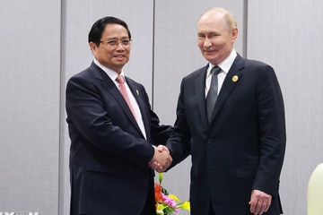 Thủ tướng Phạm Minh Chính hội kiến Tổng thống Nga Vladimir Putin
