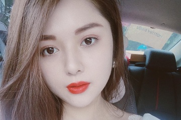 Gia dinh MC Dieu Linh khong nhan hoa vieng trong le tang hinh anh
