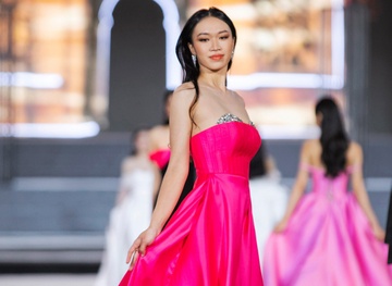 Thi sinh Hoa hau The gioi Viet Nam 2022 gap su co vi san dien tron hinh anh