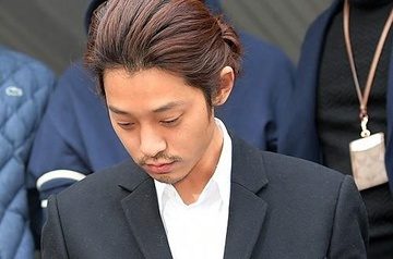 Jung Joon Young bi troi giai sang cong to, lo them loi khai gay soc hinh anh