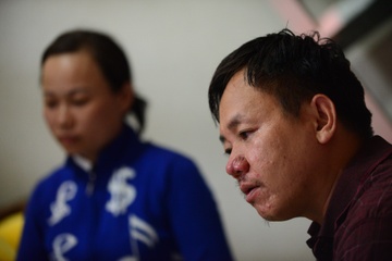 Dang Huu Nghi hat 'Ga trong nuoi con' tai nha khi gap lai vo cu hinh anh