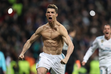 Bi kip de CR7 chiem trai tim phu nu toan cau hinh anh