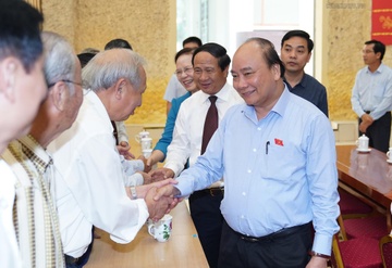 Thu tuong giai dap nhieu van de cu tri quan tam hinh anh