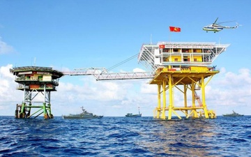 Quoc hoi nghe bao cao ve tinh hinh Bien Dong hinh anh