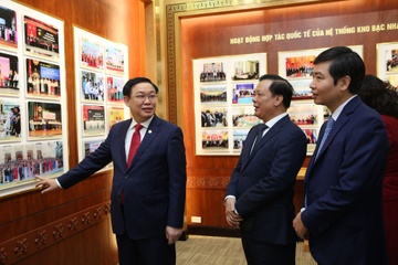 Pho thu tuong xong dat tai noi la 'tay hom chia khoa' cua dat nuoc hinh anh