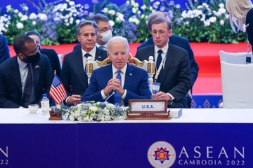 Tong thong Biden tuyen bo ho tro them 850 trieu USD cho ASEAN hinh anh