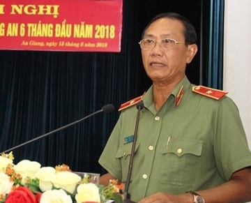 Cach tat ca chuc vu Dang cua thieu tuong Bui Be Tu hinh anh