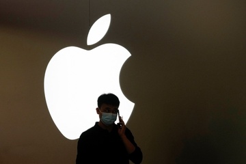 Canh sat Trung Quoc bat nhom cho vay bang ten Tim Cook, doi Apple ID hinh anh