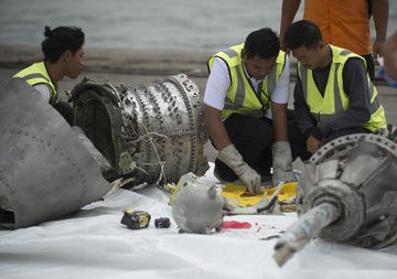 Lion Air va Boeing: Moi hiem khich 22 ty USD hinh anh