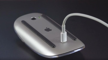 Nhung thiet ke 'tham hoa' cua Jony Ive khi con o Apple hinh anh