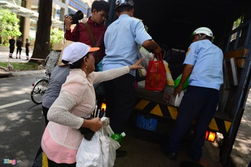 TP.HCM khong co chu truong ‘day, duoi’ nguoi ban hang rong hinh anh