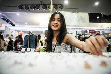 Phien cho chat lu ‘ngon’ tien trieu cua gioi tre Viet hinh anh