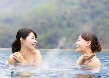 Covid-19 de doa van hoa nha tam cong cong cua Nhat Ban hinh anh