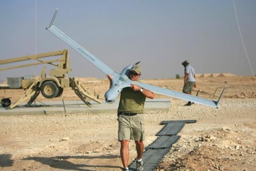 'Mat ung giam sat' - UAV chu luc My sap ban cho Viet Nam hinh anh