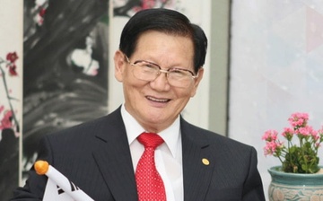 Giao chu Tan Thien Dia bi de nghi dieu tra toi giet nguoi hinh anh