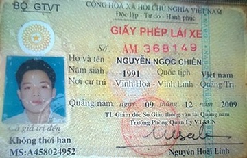 Thanh nien chay Exciter tong CSGT tu vong co dau hieu dung ma tuy hinh anh
