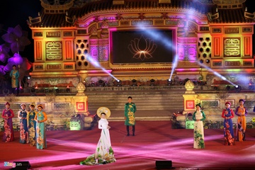 Lui thoi gian to chuc Festival Hue 2020 den cuoi thang 8 hinh anh