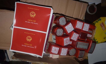 Duong day lam bang gia quang cao cong khai tren mang hinh anh
