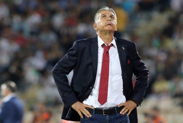 HLV Carlos Queiroz bi LDBD Iran canh cao sau phat bieu khong dung muc hinh anh
