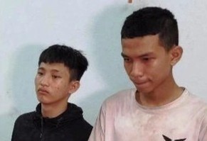 Ru ban di chem doi thu vi mau thuan tai quan Internet hinh anh