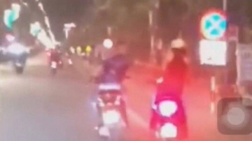 Can cu khoi to thanh nien di xe SH sam so nhieu co gai hinh anh