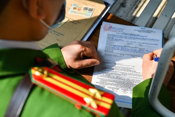 Che tai voi nguoi bi tuoc bang lai nhung van dieu khien phuong tien hinh anh