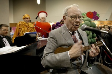 Cuoc doi qua anh cua ty phu tuoi ngua Warren Buffett hinh anh