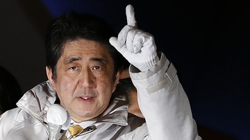 Thu tuong Shinzo Abe doi mat nhieu thu thach chong gai hinh anh