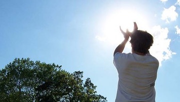 Nhung loi ich 'vang' cua anh nang doi voi suc khoe hinh anh