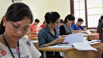 Ha Noi bat dau cham thi THPT quoc gia hinh anh