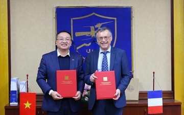 Ngon ngu va van hoa Viet duoc giang day tai dai hoc o Phap hinh anh