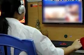 Hoc sinh 14 tuoi tung xem phim sex chiem 10% hinh anh