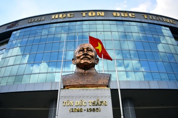 2.000 sinh vien DH Ton Duc Thang chua duoc cap bang tot nghiep hinh anh
