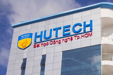 Hon 30.000 sinh vien HUTECH tro lai truong tu ngay 7/12 hinh anh