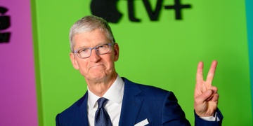 Mot thay doi cua Apple cuon bay 315 ty USD hinh anh