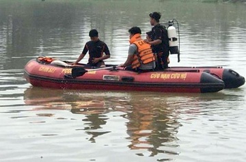 Tam giu nghi pham hiep dam khien nu sinh nhay cau tu tu hinh anh