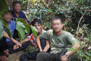 Bo truong Cong an khen 4 cong dan muu tri bat ke truy na dac biet hinh anh