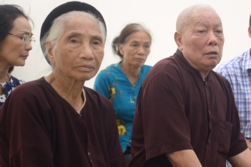 Chu toa vu con dau khai tu bo me chong: 'Vu an rat phuc tap' hinh anh