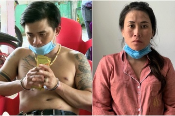 Bat qua tang 2 nguoi tang tru, su dung ma tuy trong khach san hinh anh